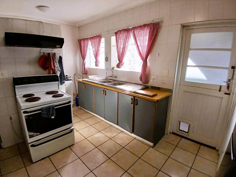 6 Bedroom Property for Sale in Stilbaai Wes Western Cape